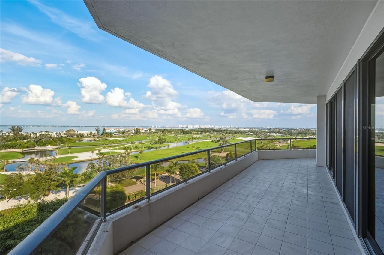545 Sanctuary Drive, Unit B806, Longboat Key, FL 34228 Photo