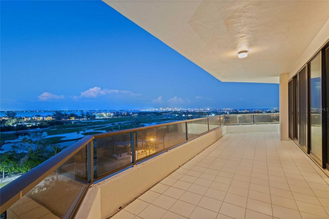 545 Sanctuary Drive, Unit B806, Longboat Key, FL 34228 Photo