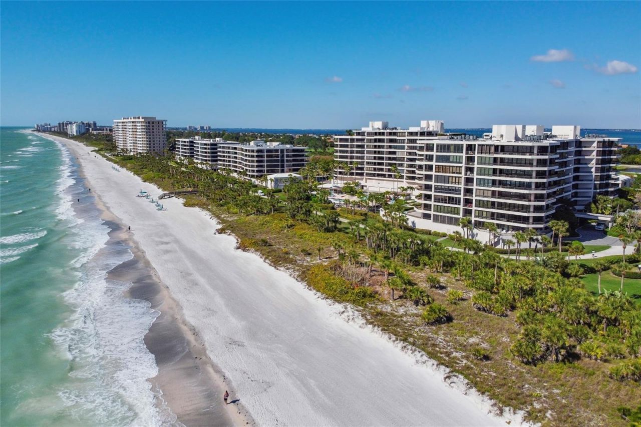 545 Sanctuary Drive, Unit B806, Longboat Key, FL 34228 Photo