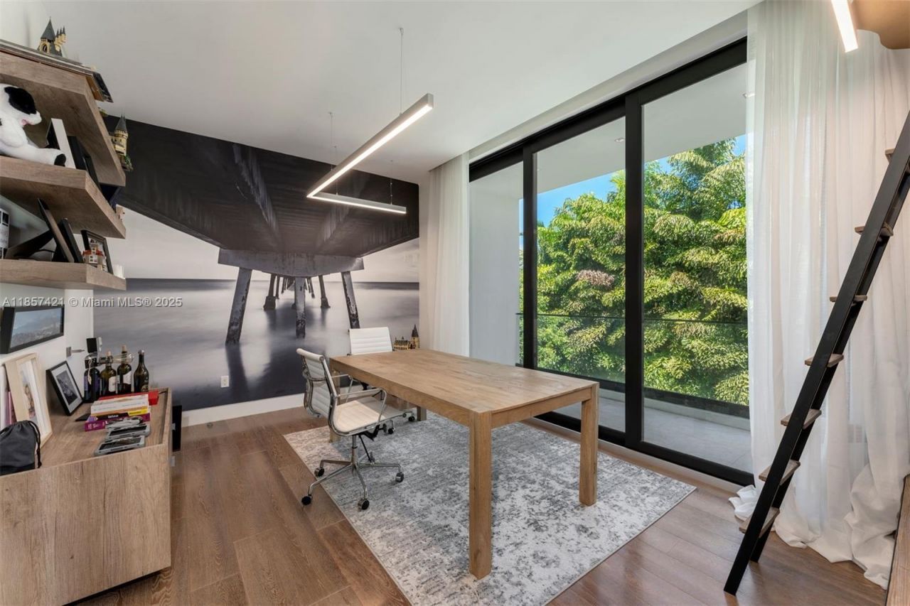 540 Leucadendra Dr, Coral Gables, FL 33156 Photo