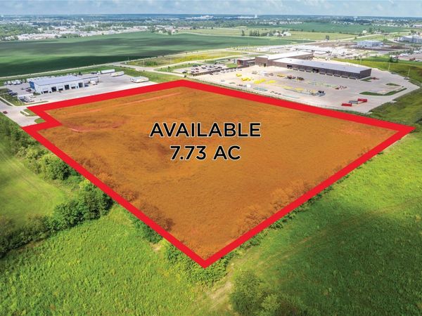 6th St & 76th Ave SW, Cedar Rapids, IA 52404