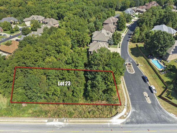 5393 S Newton Avenue , Springfield, MO 65810