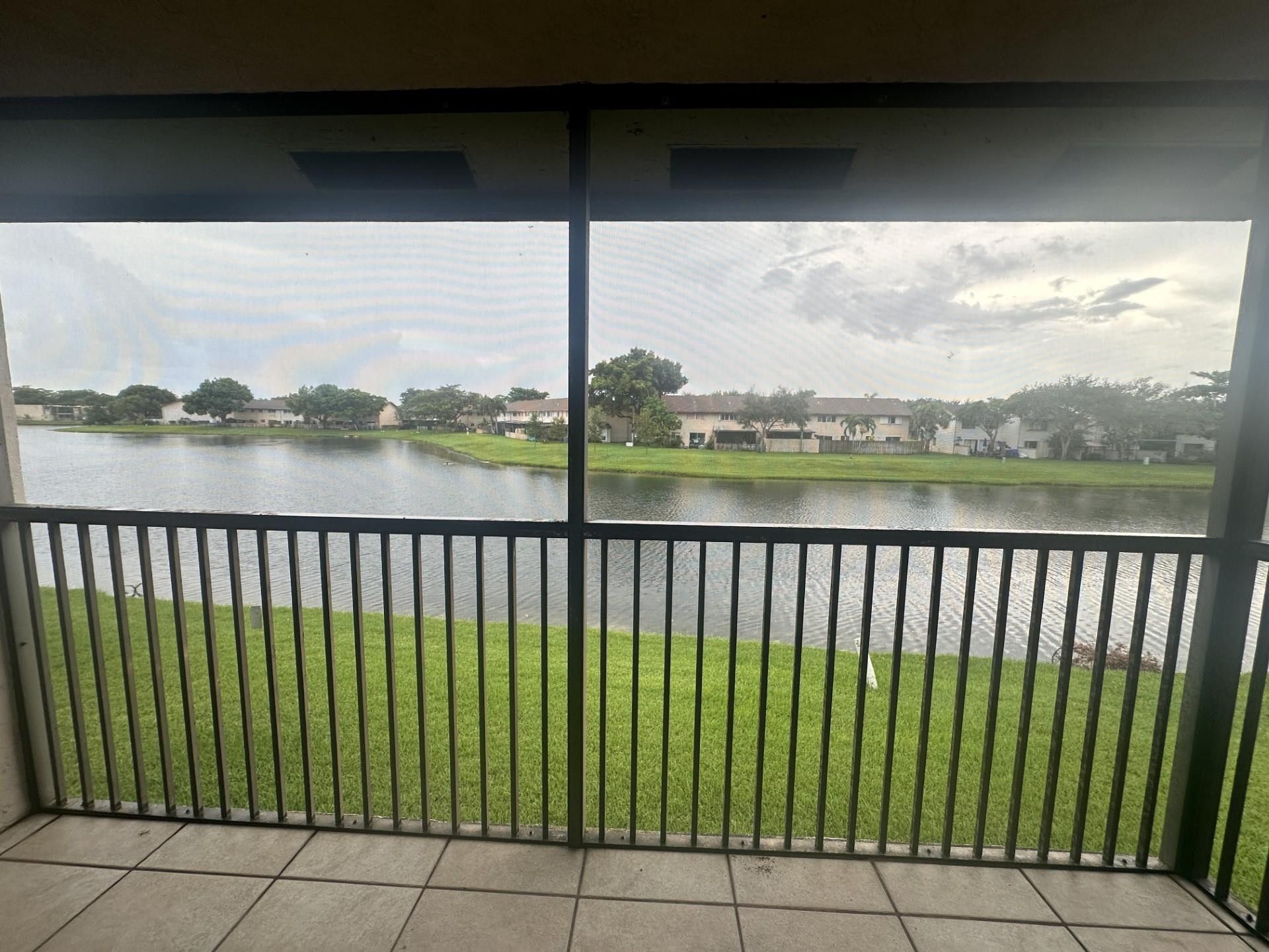 9954 Nob Hill Court, Unit 9954, Fort Lauderdale, FL 33351 Photo