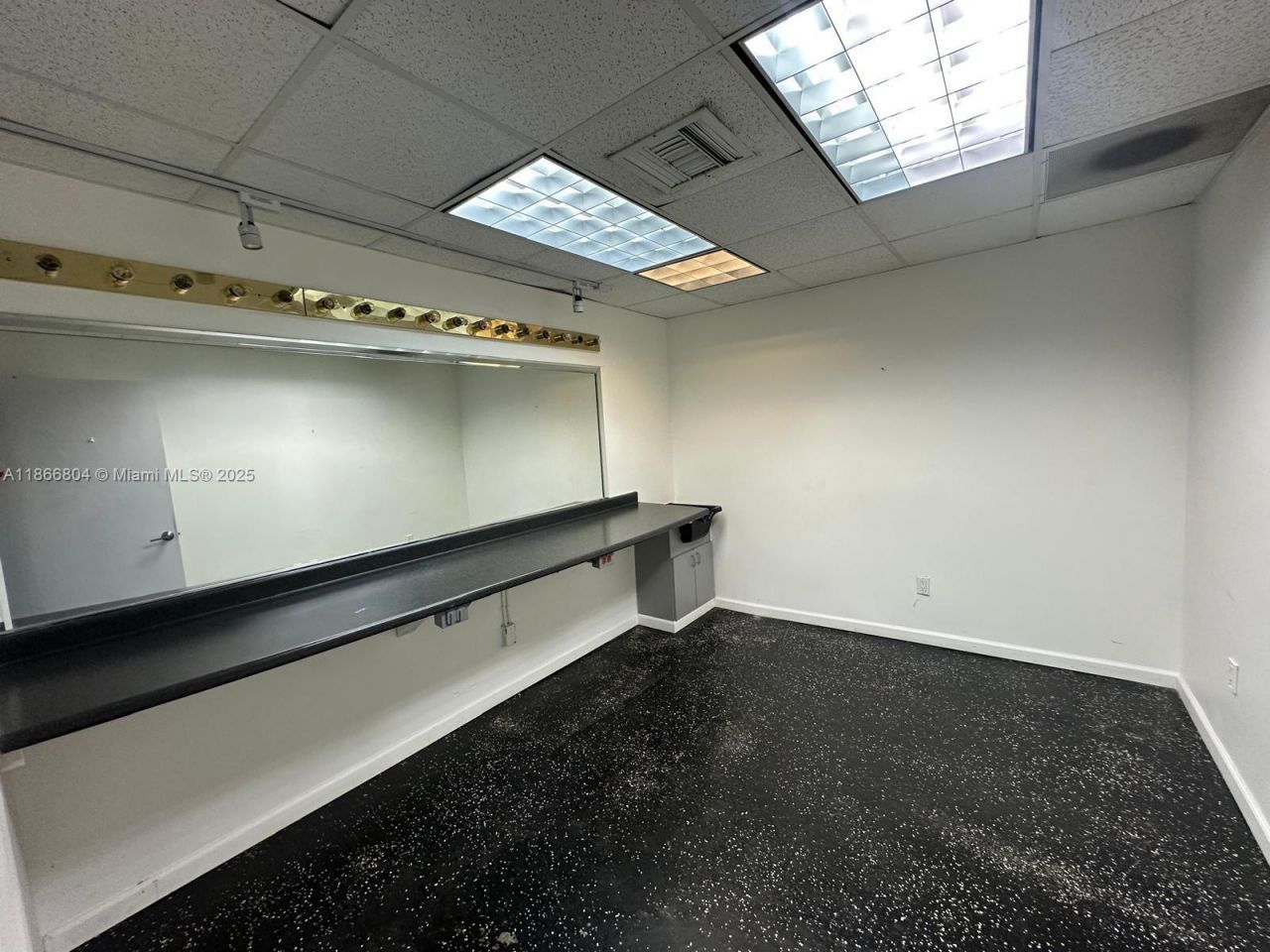 2350 NW 96th Ave, Doral, FL 33172 Photo