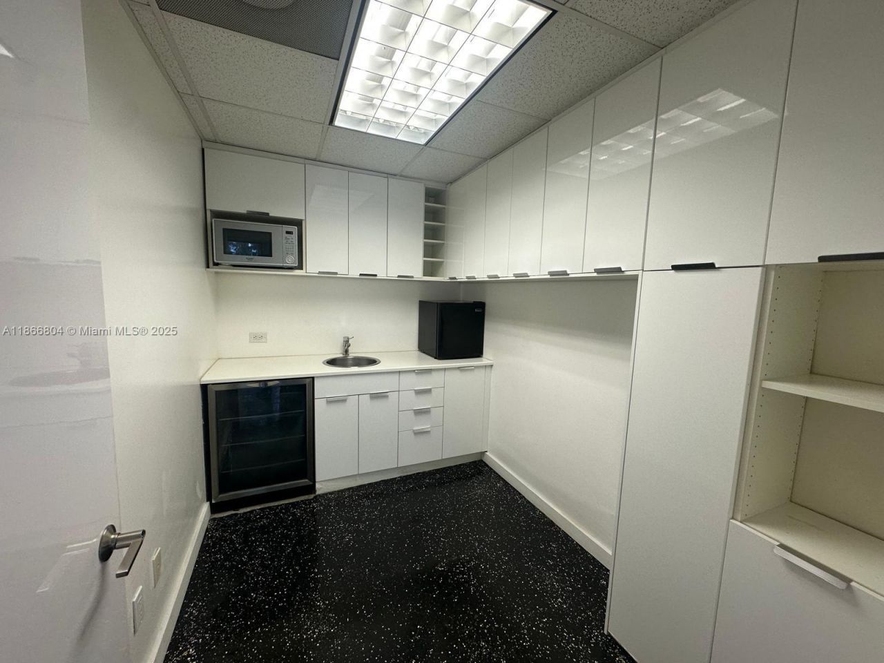 2350 NW 96th Ave, Doral, FL 33172 Photo