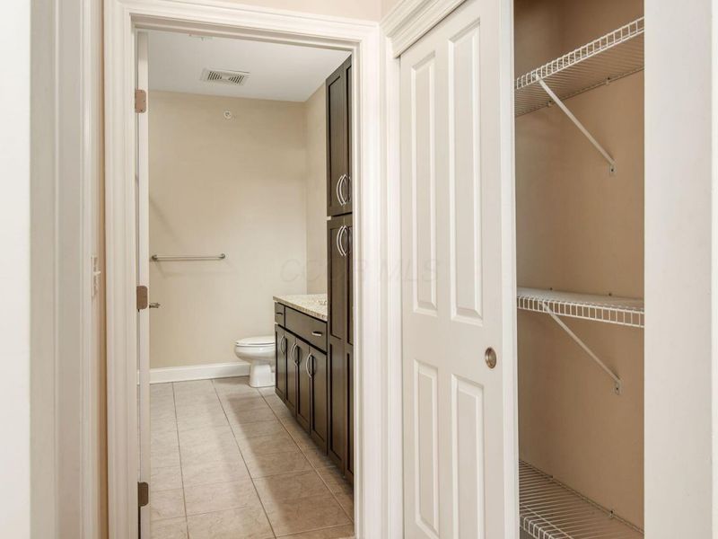 953 Ingleside Avenue, Unit 314, Columbus, OH 43215 Photo 20