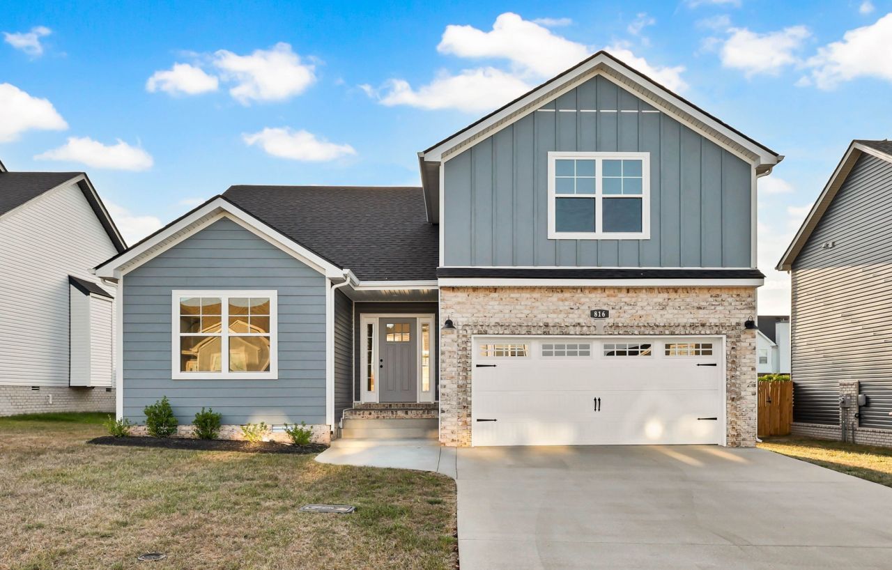 125 Anderson Place, Clarksville, TN 37042 Main Photo