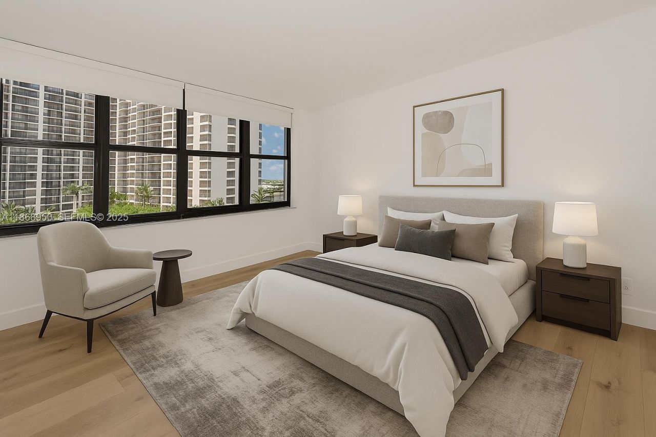 2500 Parkview Dr, Unit 821, Hallandale Beach, FL 33009 Photo