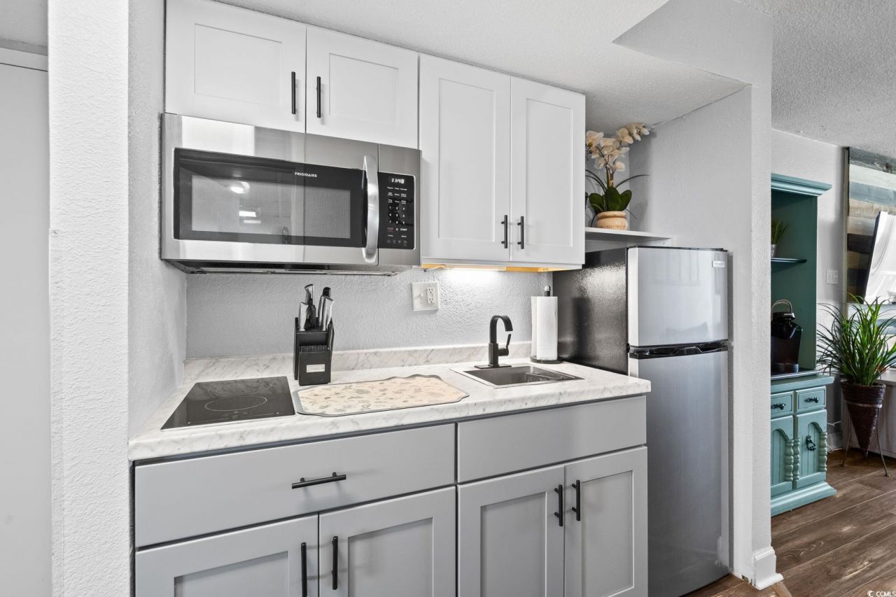 7000 N Ocean Blvd. Photo 22