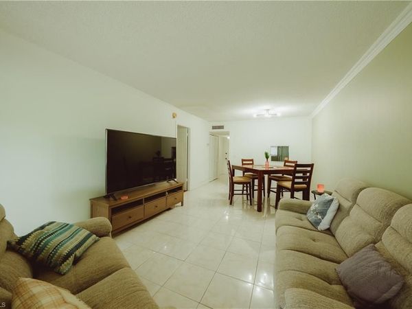 3110 Holiday Springs BLVD, Unit 310, MARGATE, FL 33063