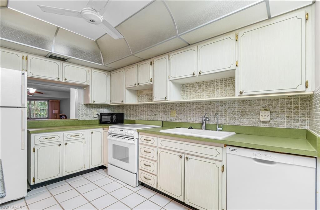 1830 Brantley Rd, Unit B7 - 203, Fort Myers, FL 33907 Photo