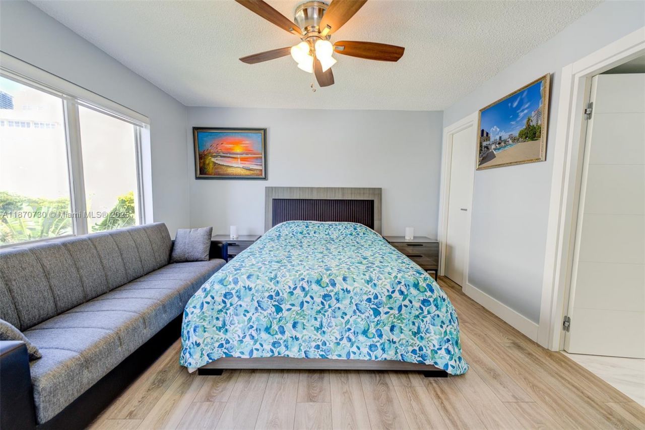 126 Golden Isles Dr, Unit 34A, Hallandale Beach, FL 33009 Photo