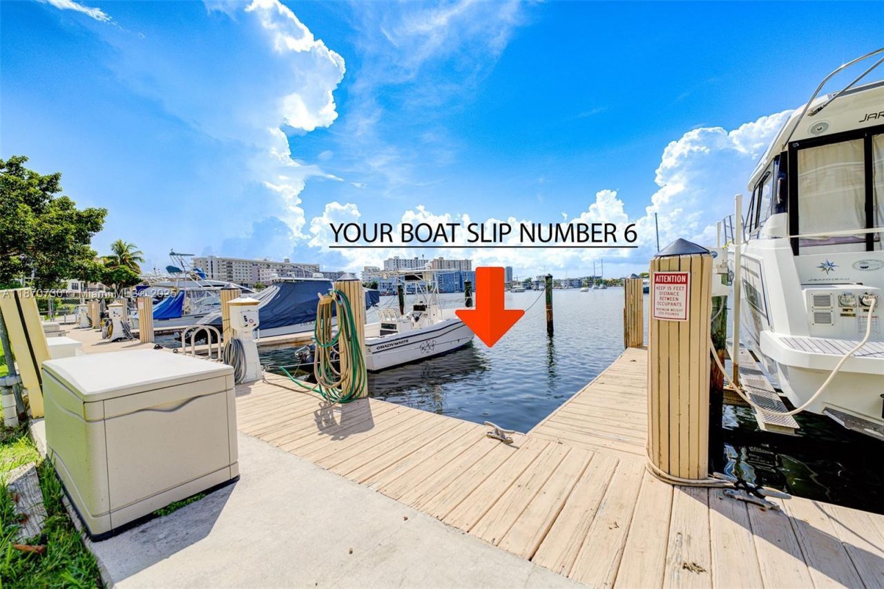 126 Golden Isles Dr, Unit 34A, Hallandale Beach, FL 33009 Photo