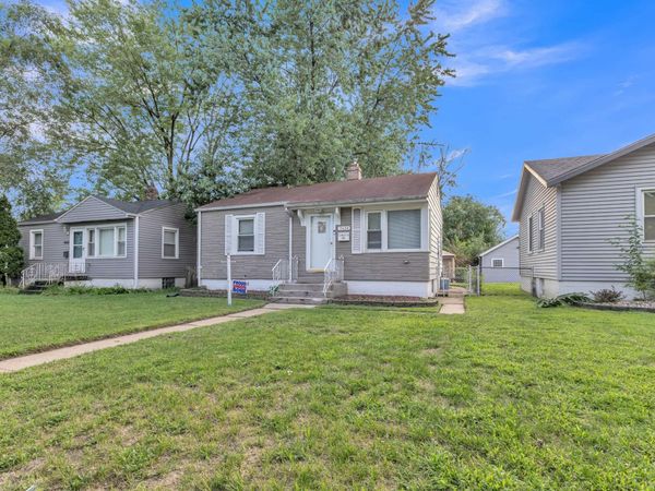 7426 Howard Avenue, Hammond, IN 46324