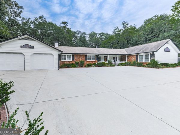 3605 Shallowford Road, Marietta, GA 30062