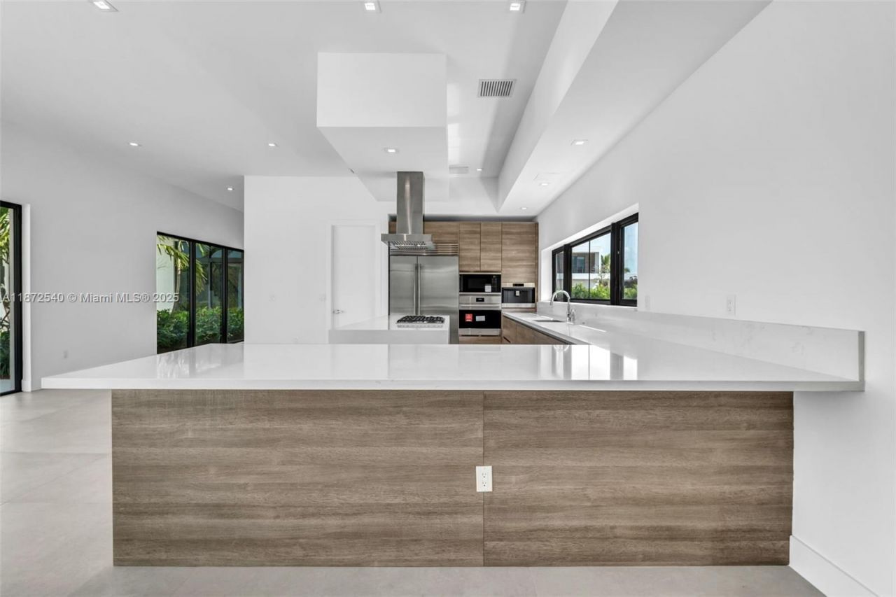 16740 N Botaniko Dr N, Weston, FL 33326 Photo