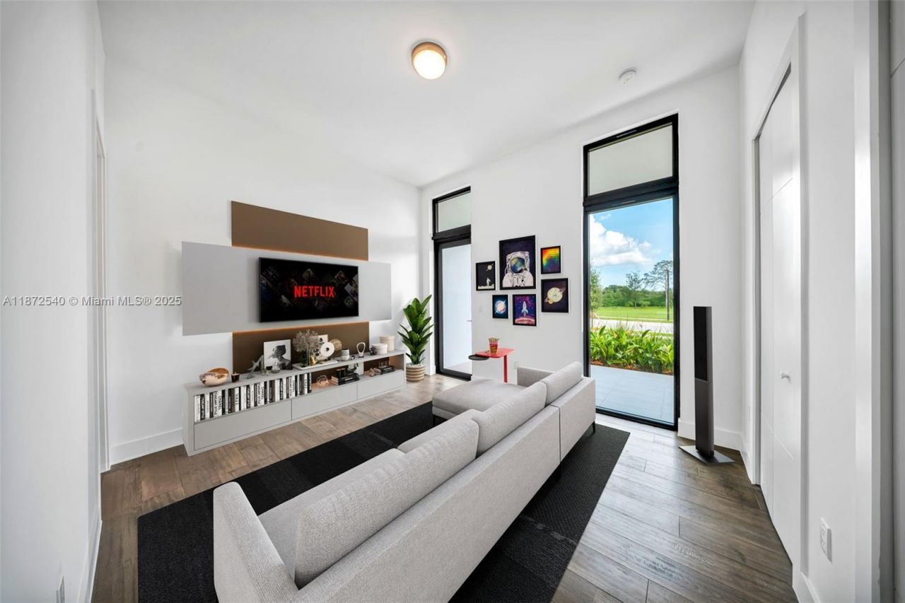 16740 N Botaniko Dr N, Weston, FL 33326 Photo