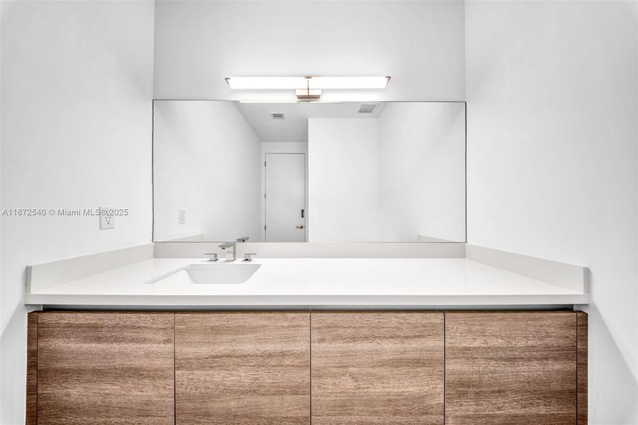 16740 N Botaniko Dr N, Weston, FL 33326 Photo