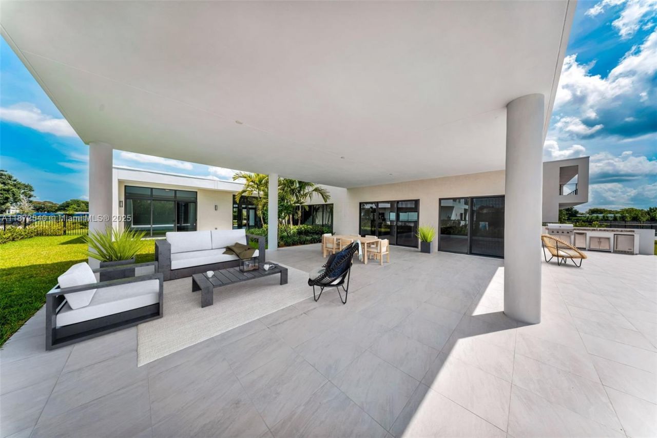 16740 N Botaniko Dr N, Weston, FL 33326 Photo