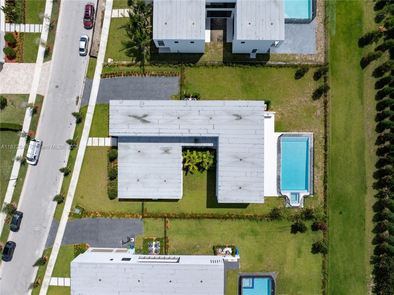 16740 N Botaniko Dr N, Weston, FL 33326 Photo