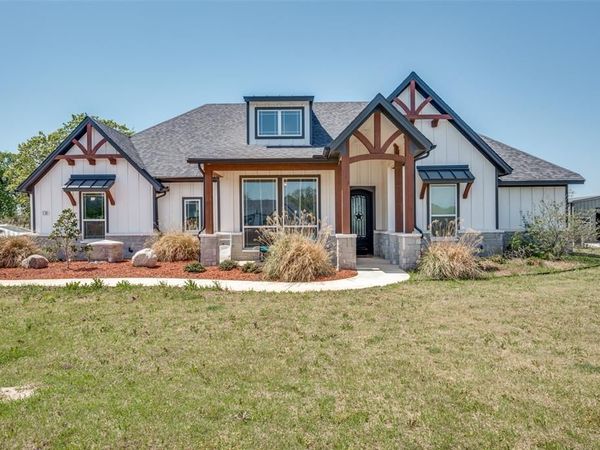 131 San Miguel Drive, Decatur, TX 76234