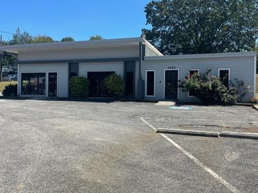 1401 Lakeside Drive, Lynchburg, VA 24501