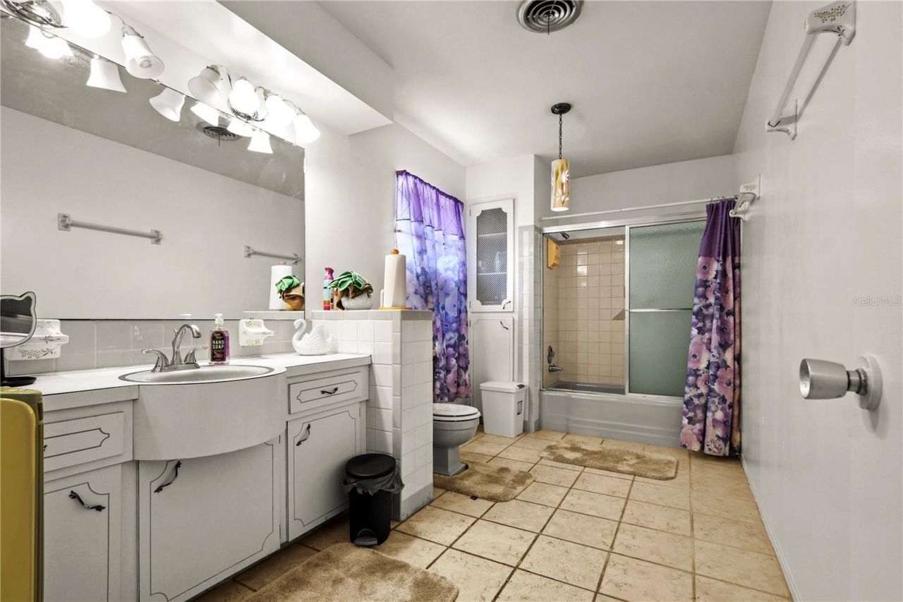 2670 Pinellas Point Drive S, Saint Petersburg, FL 33712 Photo