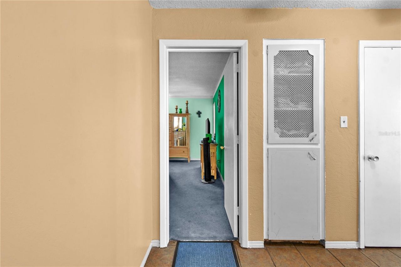 2670 Pinellas Point Drive S, Saint Petersburg, FL 33712 Photo