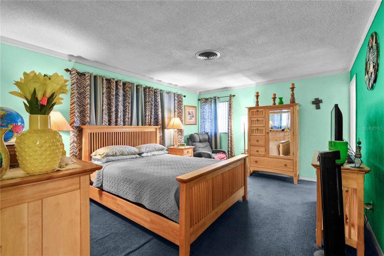 2670 Pinellas Point Drive S, Saint Petersburg, FL 33712 Photo