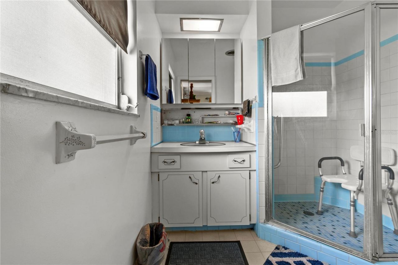 2670 Pinellas Point Drive S, Saint Petersburg, FL 33712 Photo