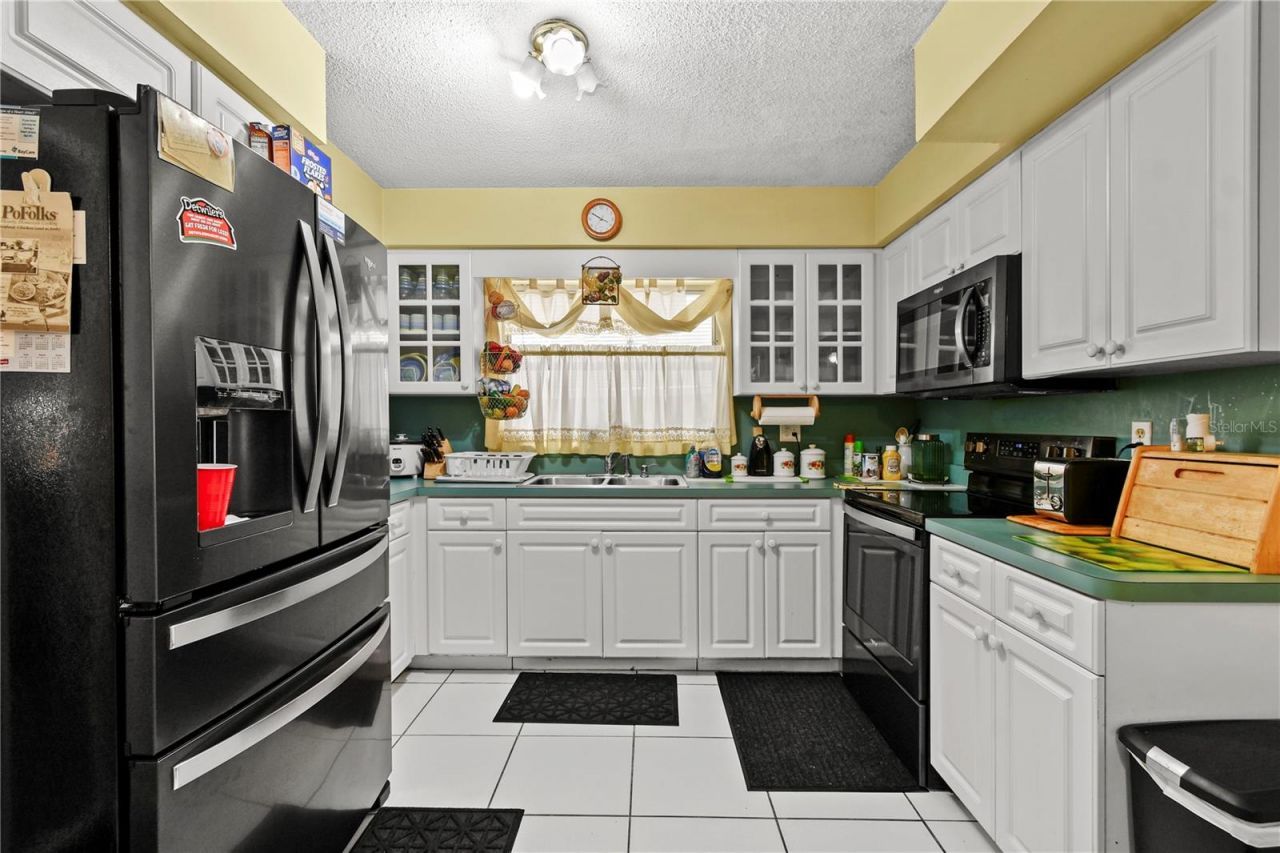 2670 Pinellas Point Drive S, Saint Petersburg, FL 33712 Photo