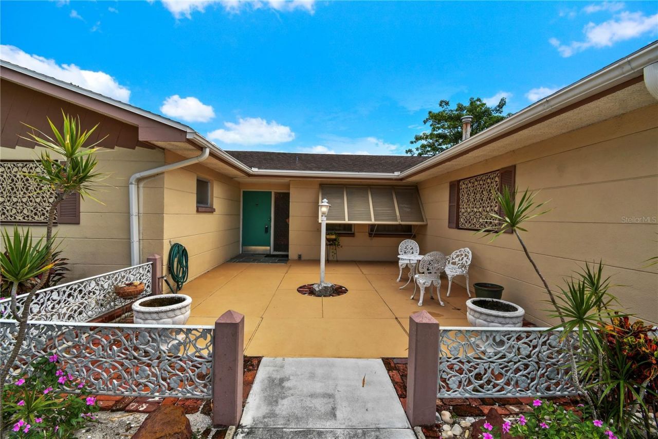 2670 Pinellas Point Drive S, Saint Petersburg, FL 33712 Photo