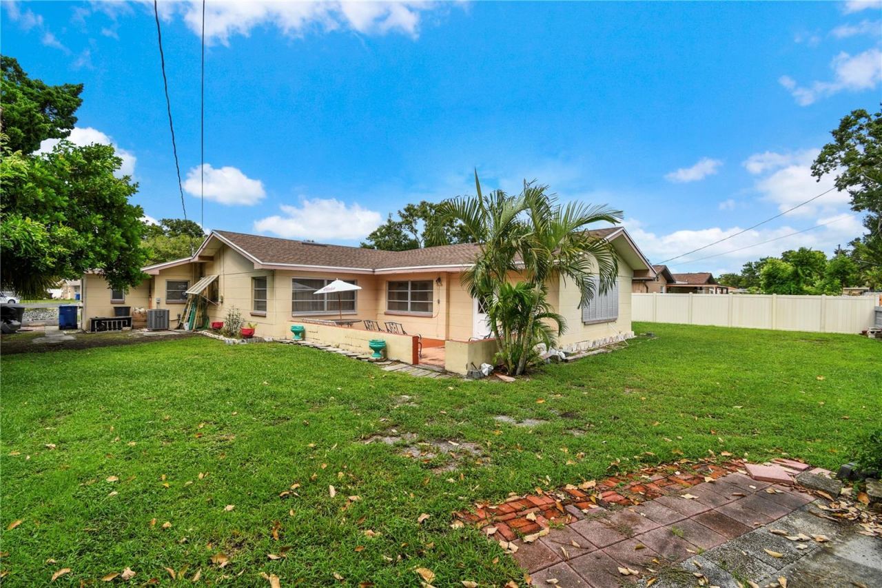 2670 Pinellas Point Drive S, Saint Petersburg, FL 33712 Photo