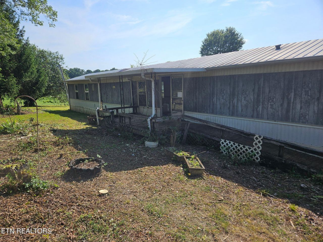 871 N Old Grey Ridge Rd, Friendsville, TN 37737 Main Photo