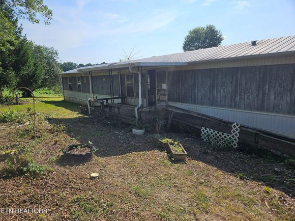 871 N Old Grey Ridge Rd, Friendsville, TN 37737