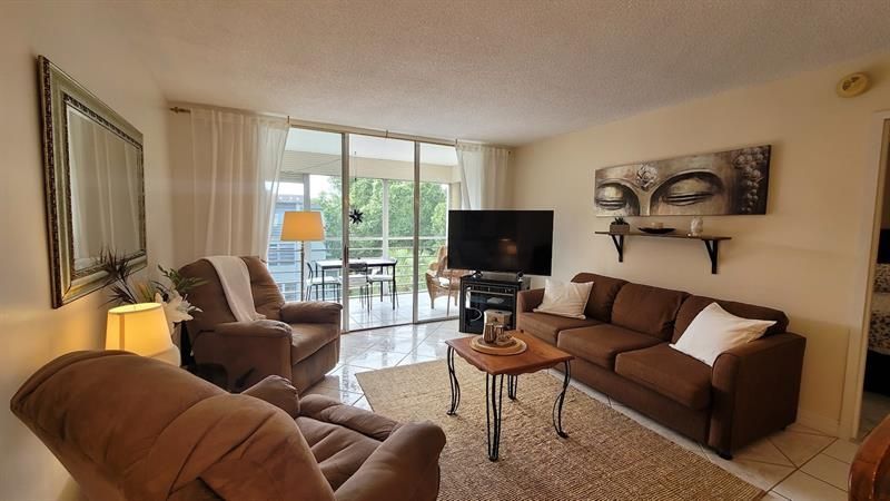 2901 NW 48th Avenue, Unit 461, Lauderdale Lakes, FL 33313 Photo