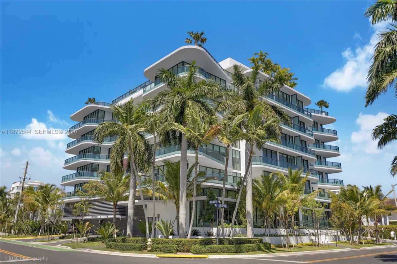 9901 W Bay Harbor Dr, Unit 403, Bay Harbor Islands, FL 33154 Photo