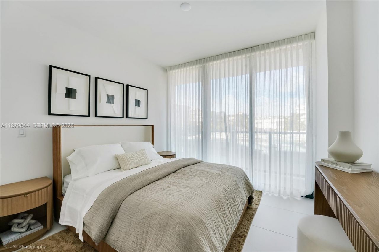 9901 W Bay Harbor Dr, Unit 403, Bay Harbor Islands, FL 33154 Photo