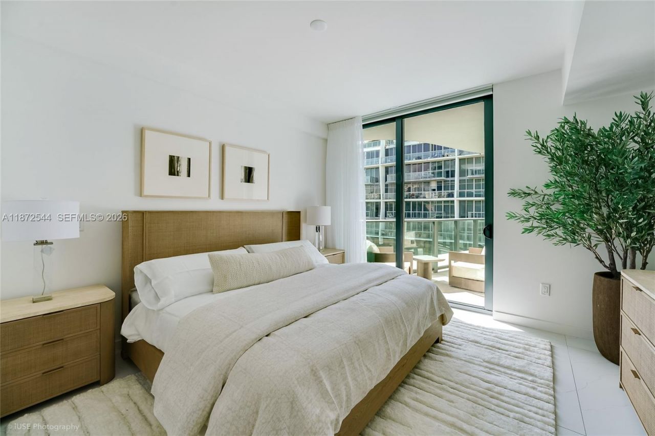 9901 W Bay Harbor Dr, Unit 403, Bay Harbor Islands, FL 33154 Photo