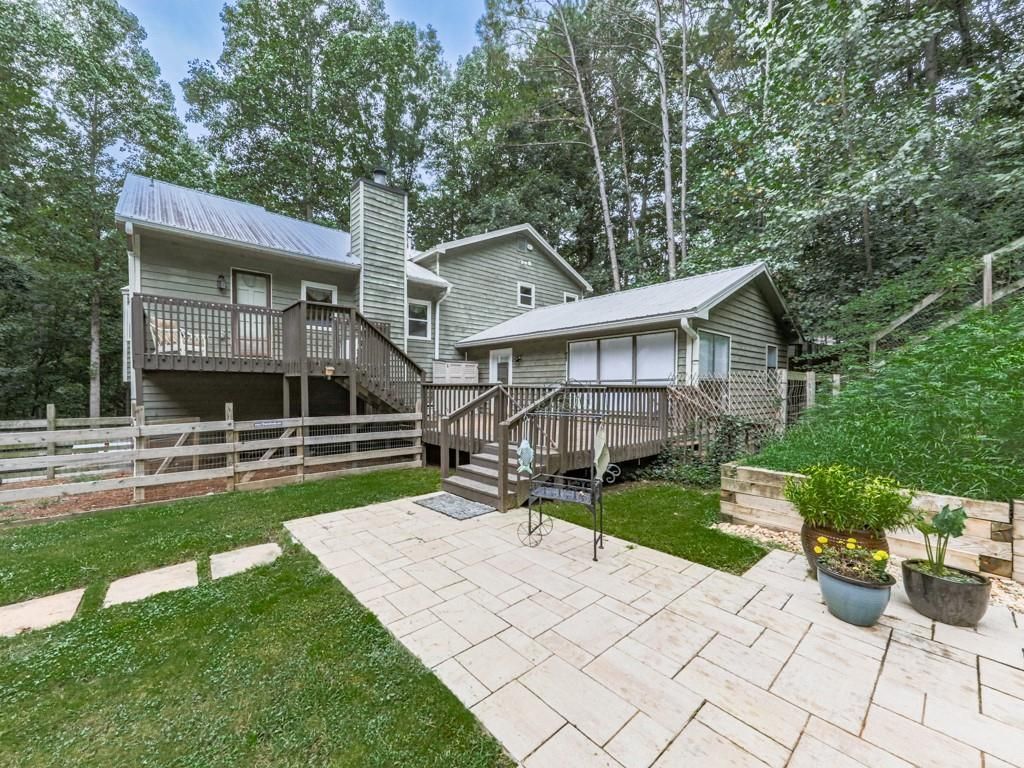 819 Victoria Place, Woodstock, GA 30189 Main Photo