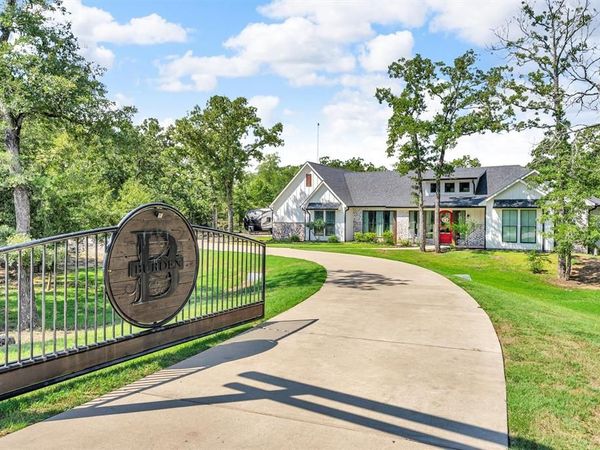 297 Timberwood Trail, Quinlan, TX 75474