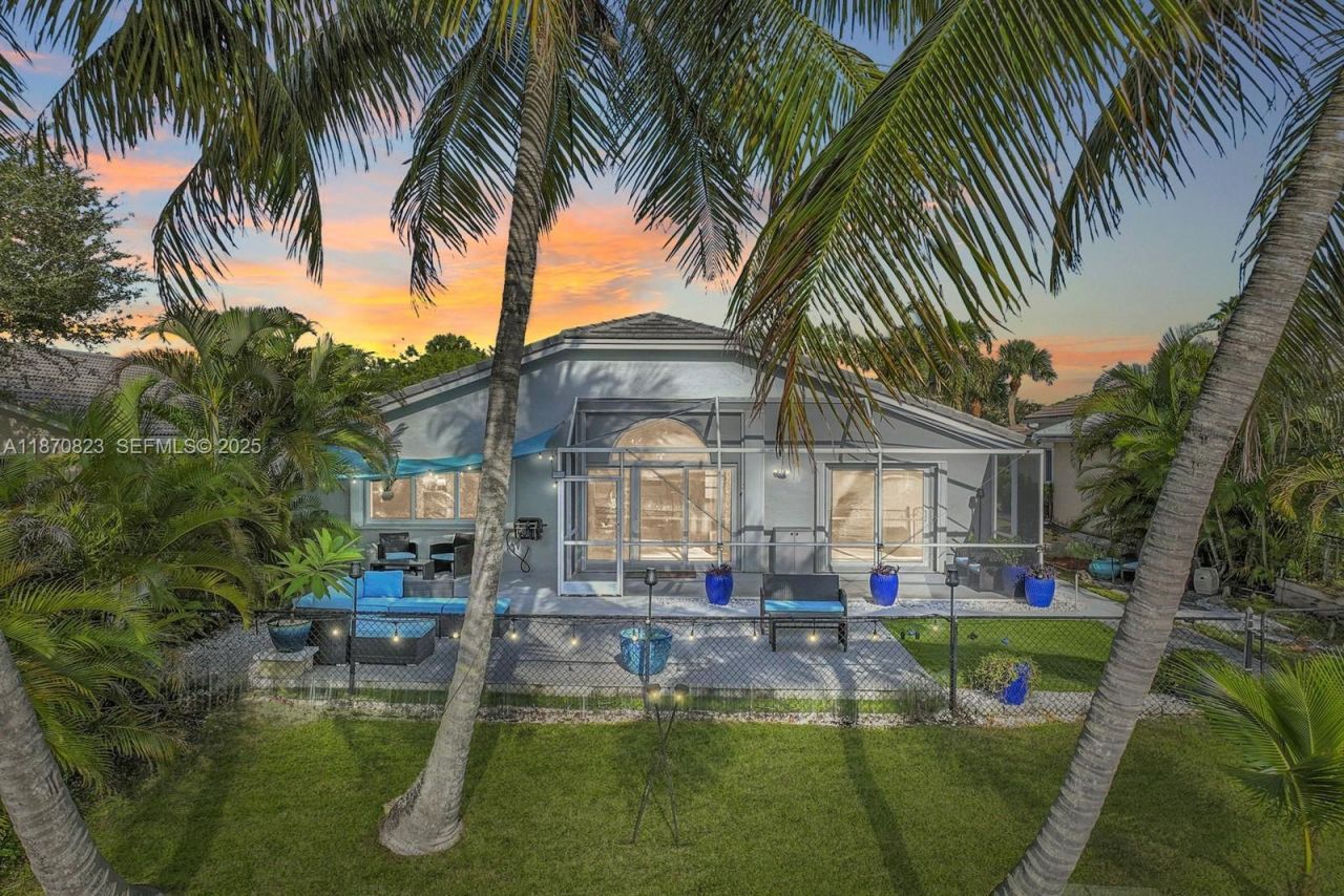 214 SW 180th Ave, Pembroke Pines, FL 33029 Photo