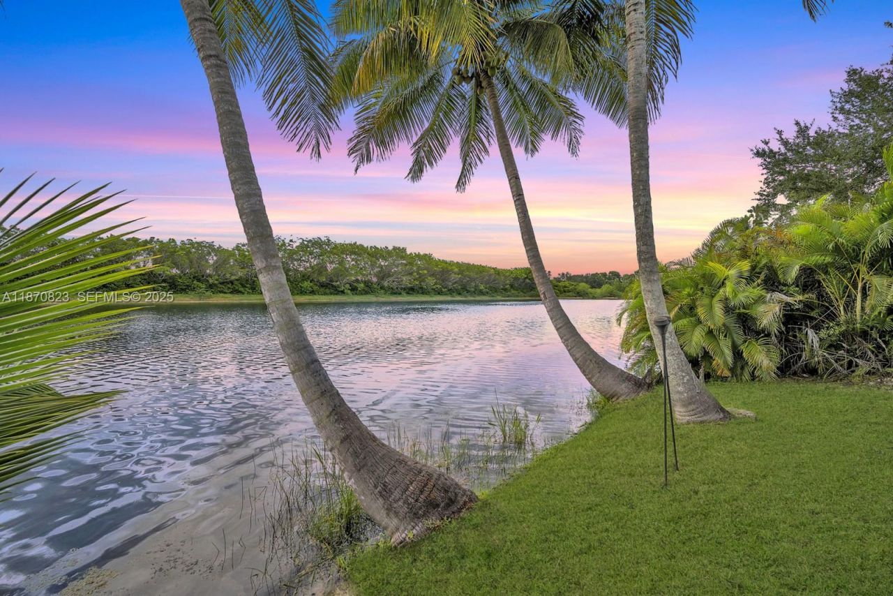 214 SW 180th Ave, Pembroke Pines, FL 33029 Photo