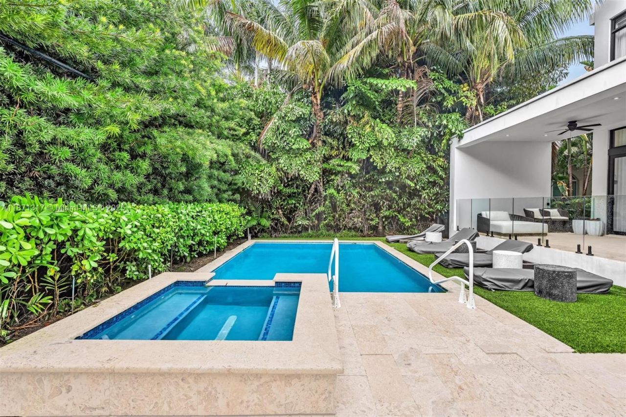 1350 98th St, Bay Harbor Islands, FL 33154 Photo