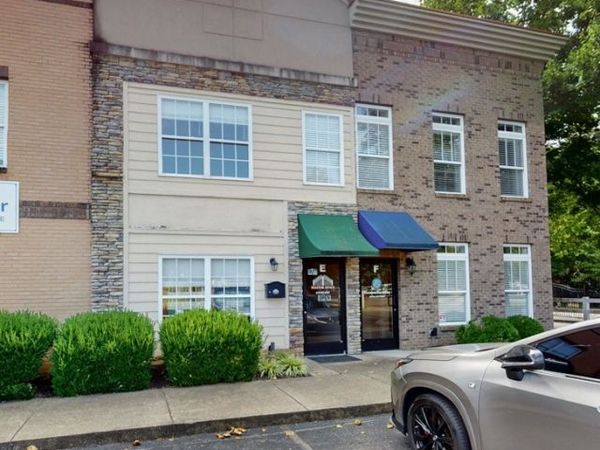 239E Veterans Pkwy, Murfreesboro, TN 37128