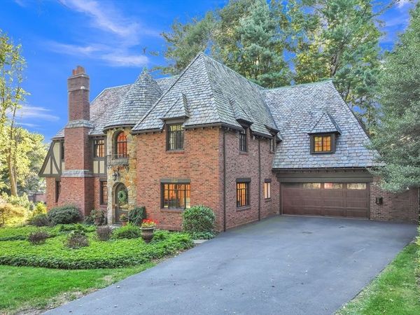 3 Westwood Drive, Worcester, MA 01609