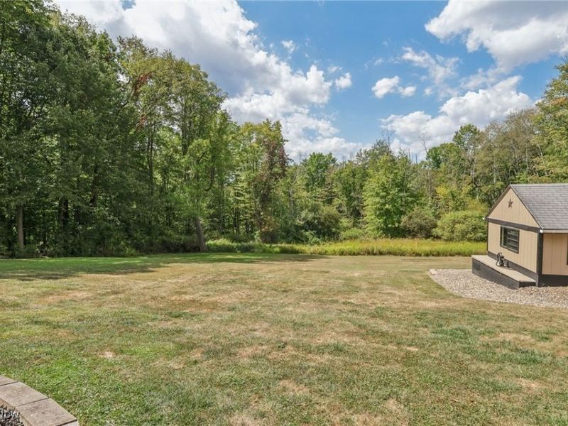 737 Moore Lane, East Palestine, OH 44413 Photo 32