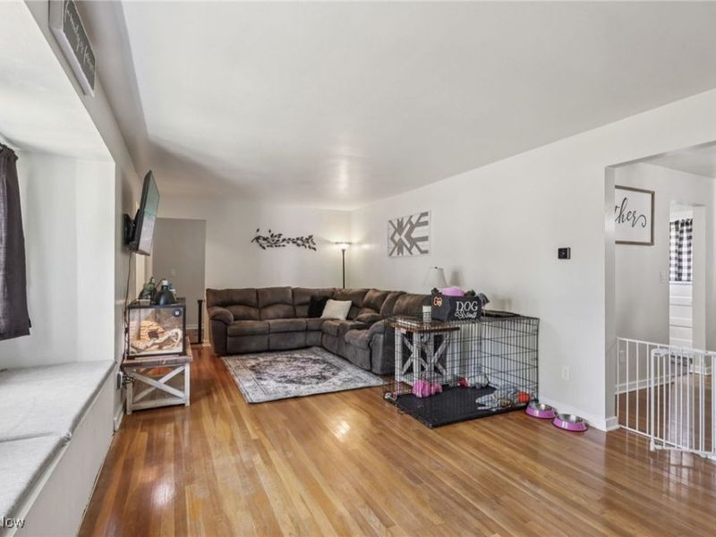 737 Moore Lane, East Palestine, OH 44413 Photo 9