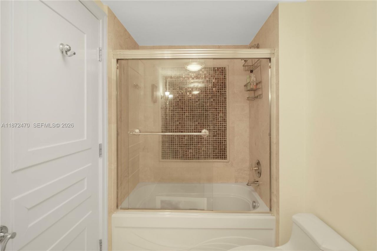 3201 NE 183rd St, Unit 2202, Aventura, FL 33160 Photo