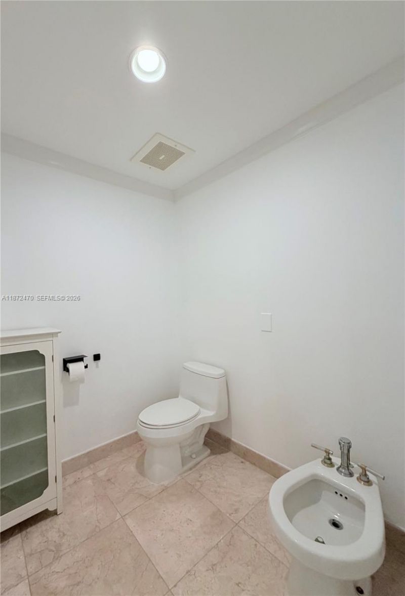 3201 NE 183rd St, Unit 2202, Aventura, FL 33160 Photo